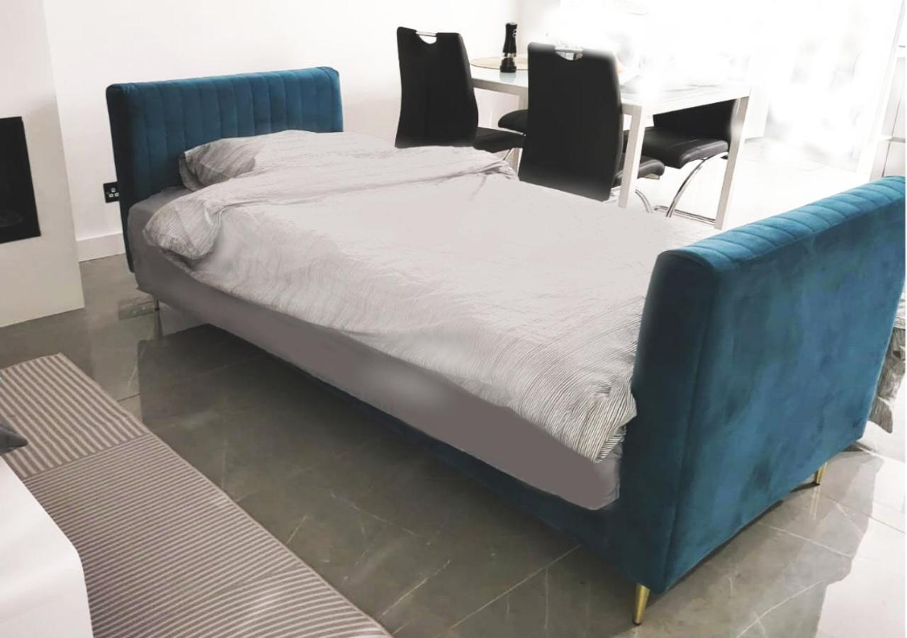 Exceptional Whole House Chelsea With Roof Terrace Apartament Londra